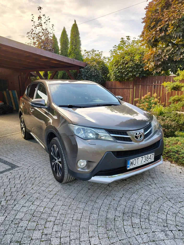 Zdjęcie: 2015 Toyota RAV-4