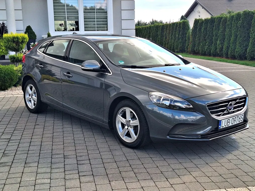 Zdjęcie: 2013 Volvo V40