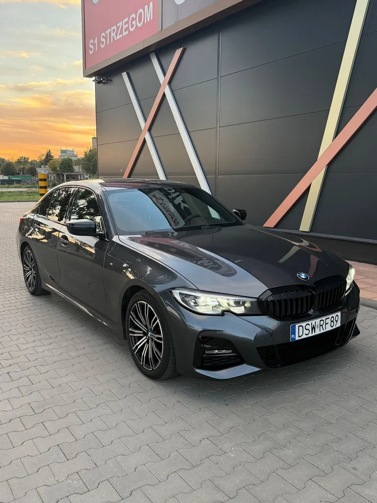 Zdjęcie: 2019 BMW Seria 3