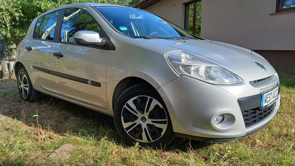 Zdjęcie: 2012 Renault Clio
