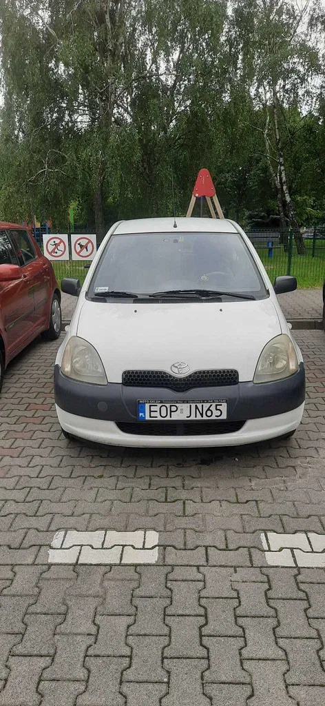 Zdjęcie: 2000 Toyota Yaris