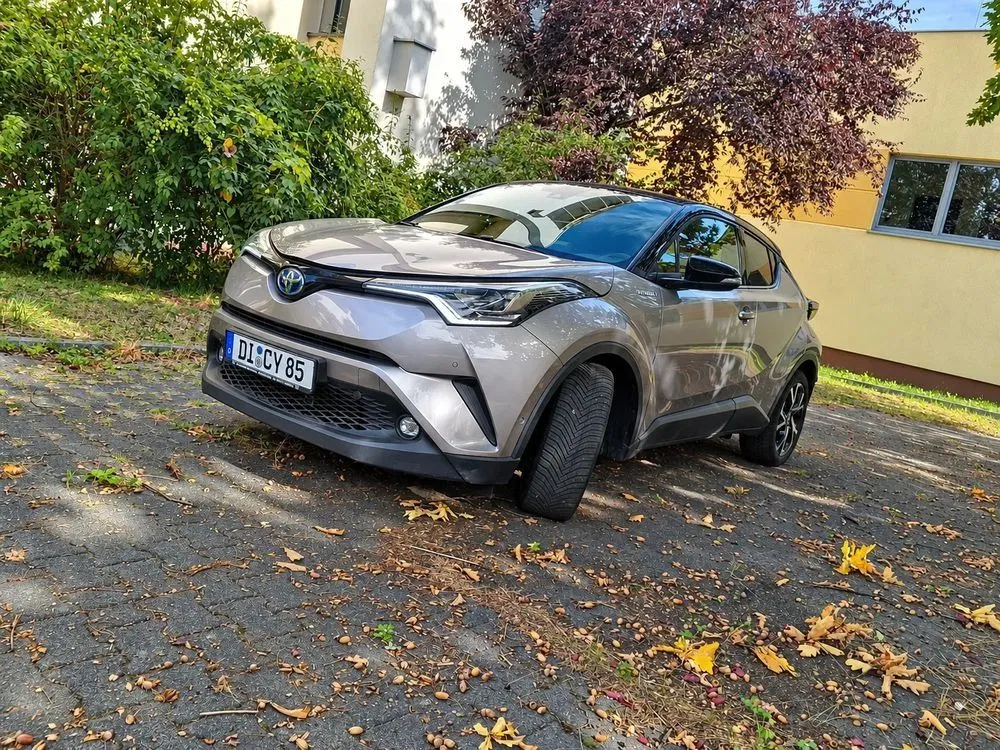 Zdjęcie: 2017 Toyota C-HR