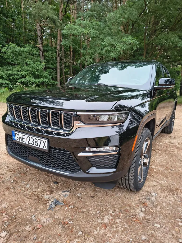 Zdjęcie: 2023 Jeep Grand Cherokee