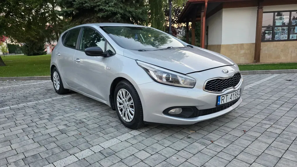 Zdjęcie: 2013 Kia Cee'd