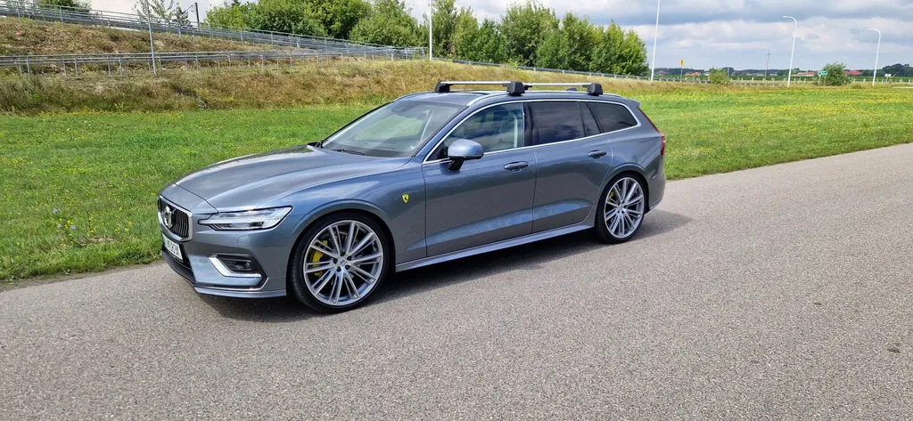 Zdjęcie: 2018 Volvo V60