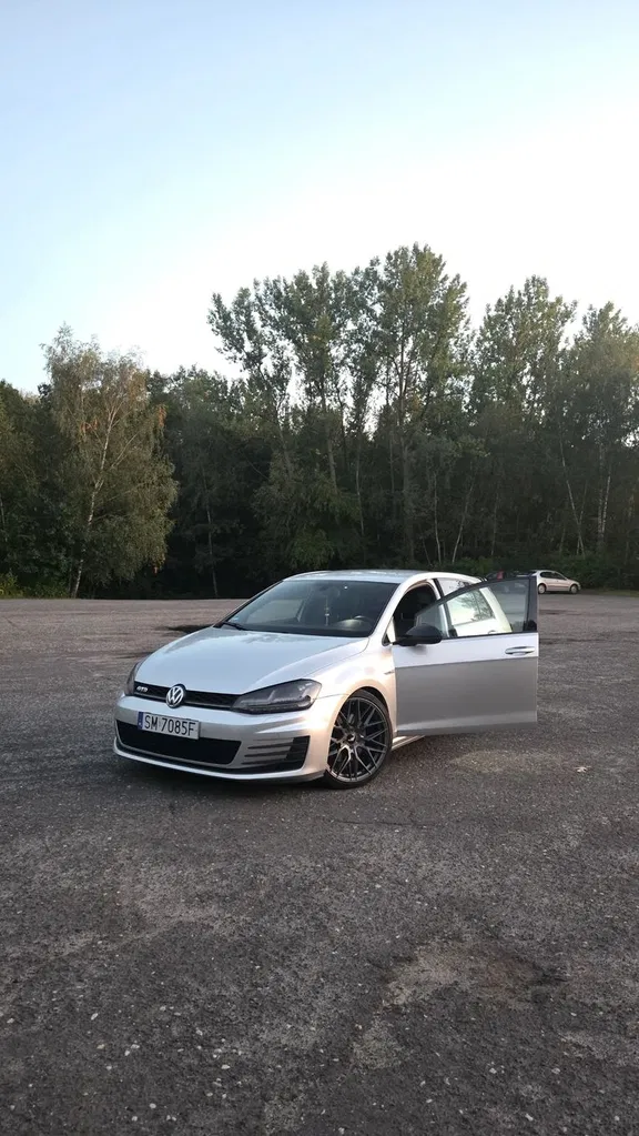 Zdjęcie: 2016 Volkswagen Golf