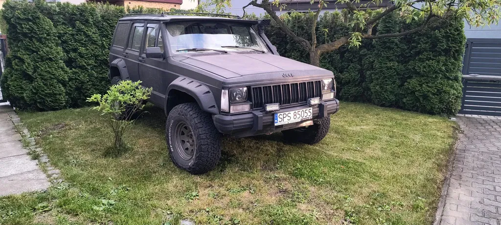 Zdjęcie: 1990 Jeep Cherokee
