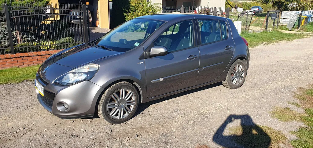 Zdjęcie: 2012 Renault Clio