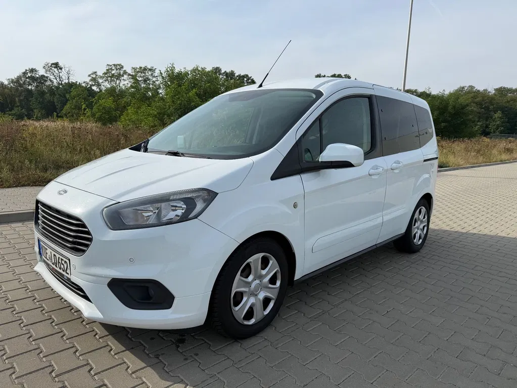 Zdjęcie: 2019 Ford Tourneo Courier