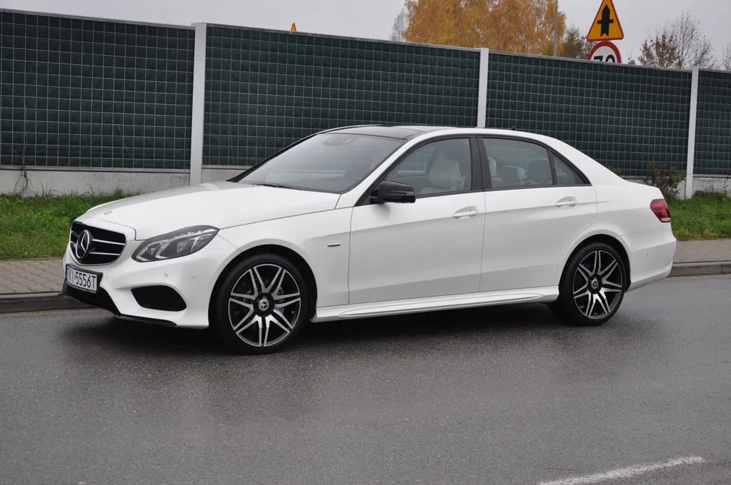 Zdjęcie: 2015 Mercedes-Benz E Klasa