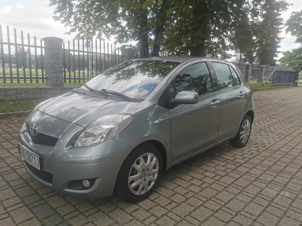 Zdjęcie: 2010 Toyota Yaris