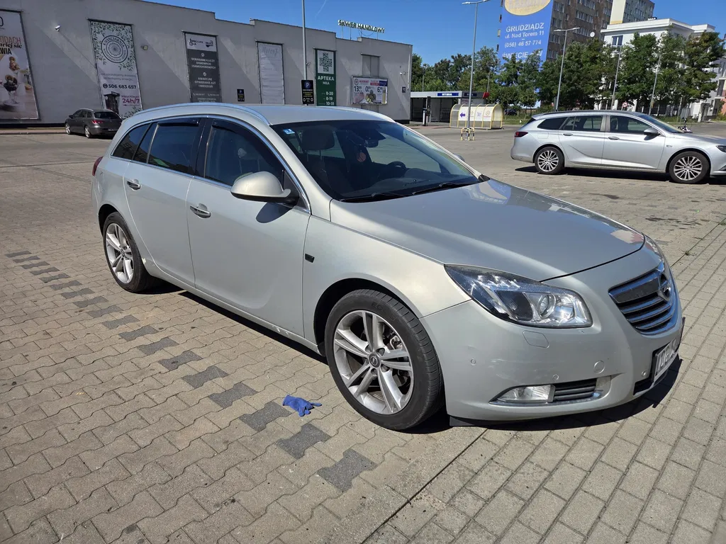 Zdjęcie: 2011 Opel Insignia