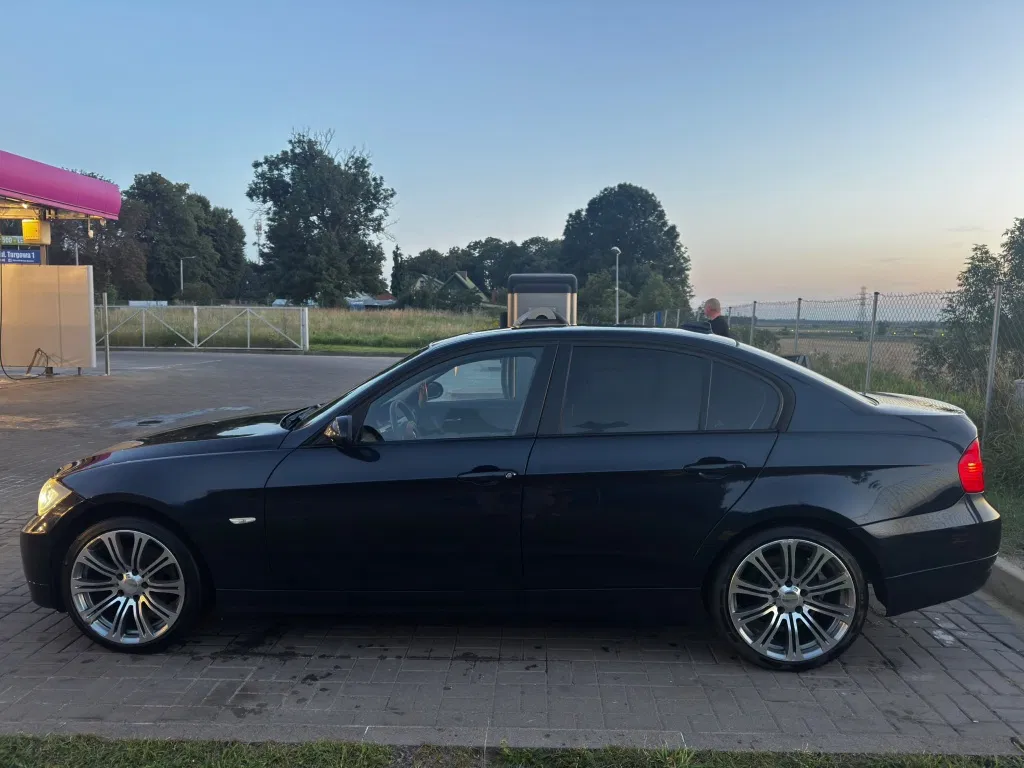 Zdjęcie: 2007 BMW Seria 3