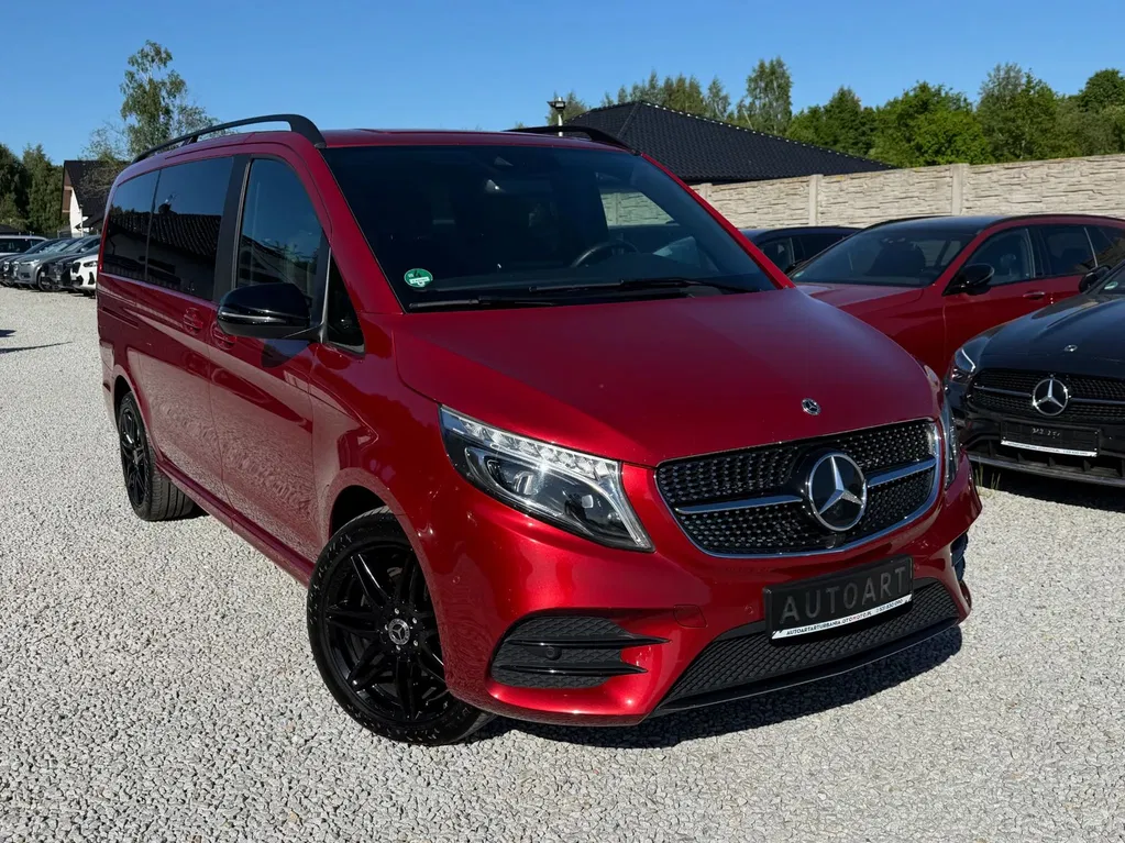 Zdjęcie: 2023 Mercedes-Benz V klasa