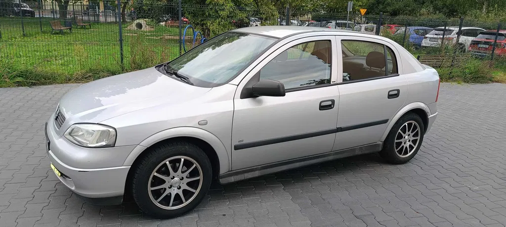 Zdjęcie: 2007 Opel Astra