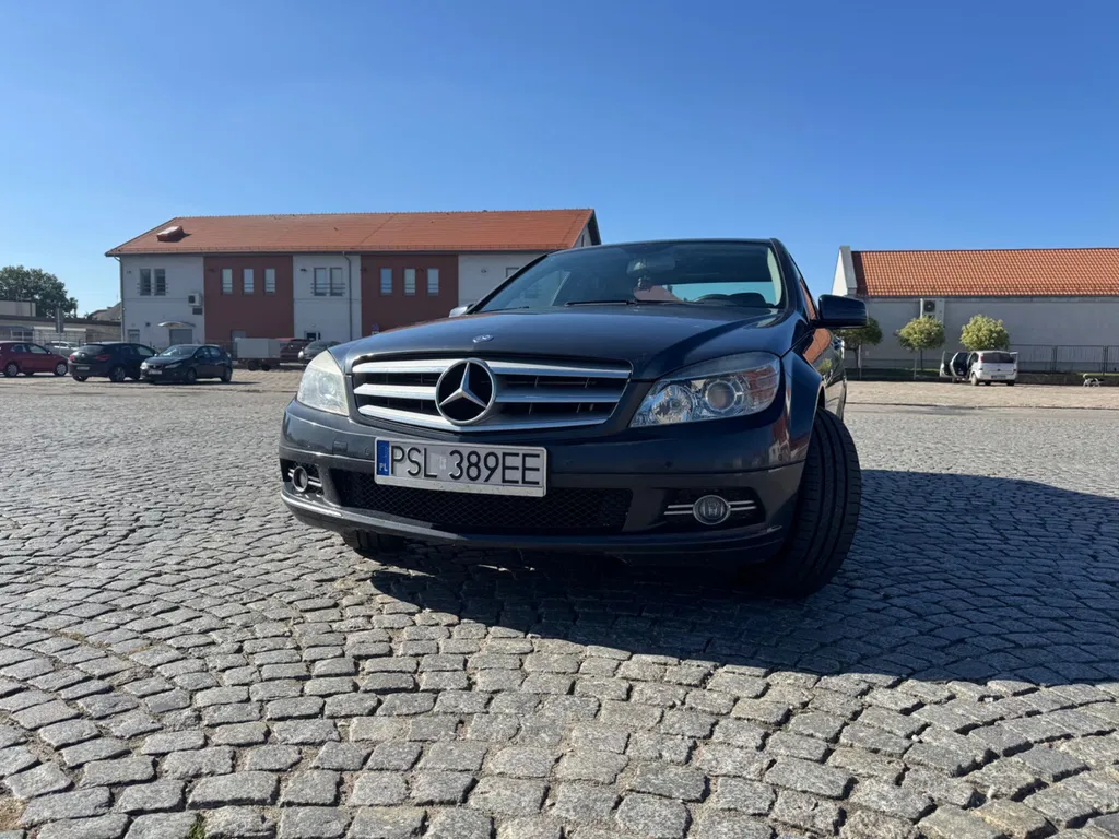 Zdjęcie: 2009 Mercedes-Benz C Klasa