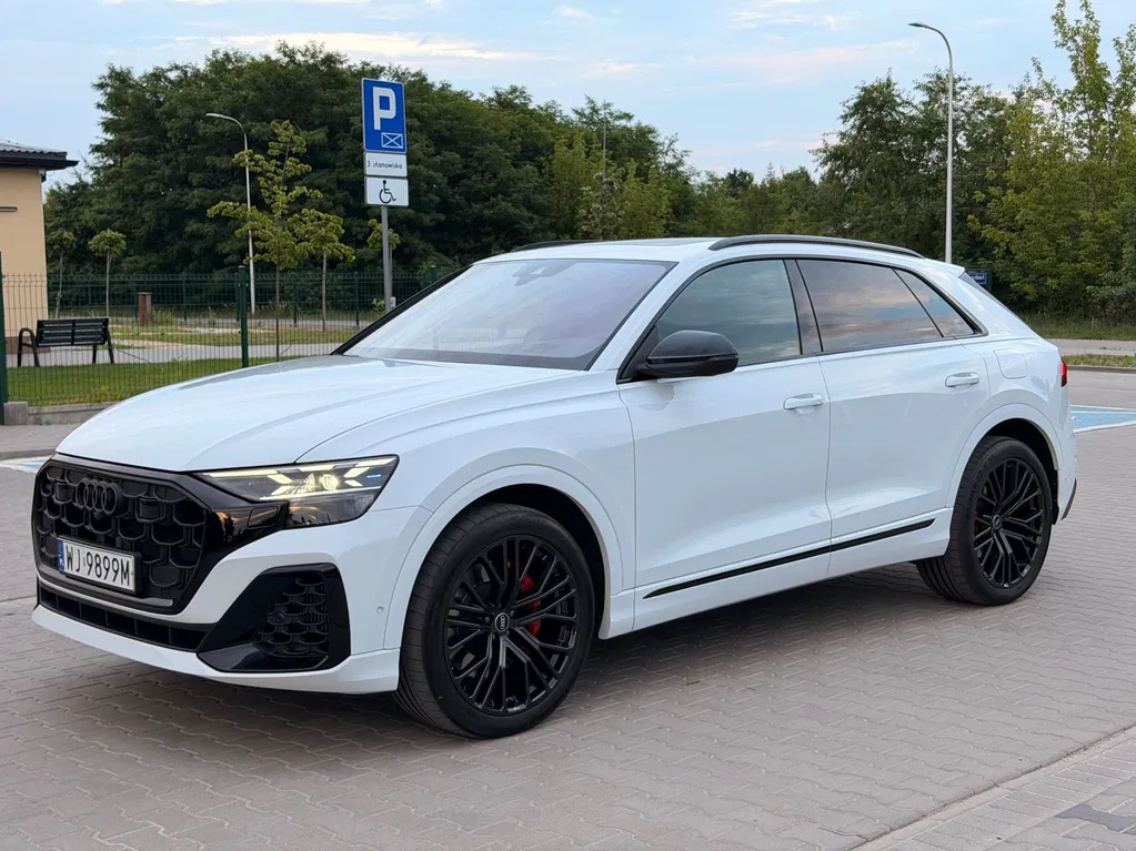 Zdjęcie: 2024 Audi Q8