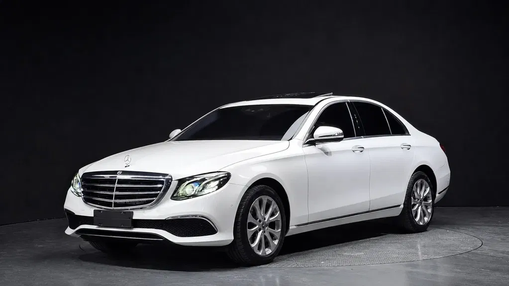 Zdjęcie: 2018 Mercedes-Benz E Klasa