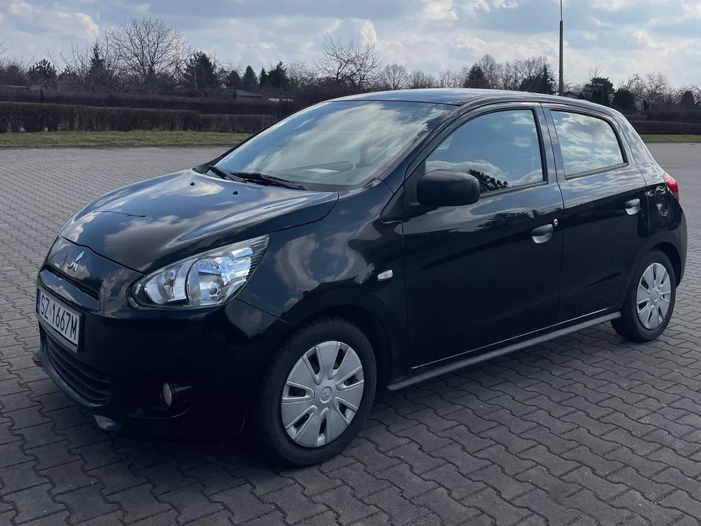 Zdjęcie: 2014 Mitsubishi Space Star