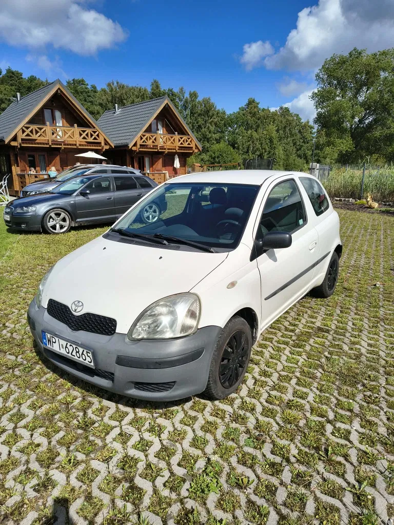 Zdjęcie: 2004 Toyota Yaris