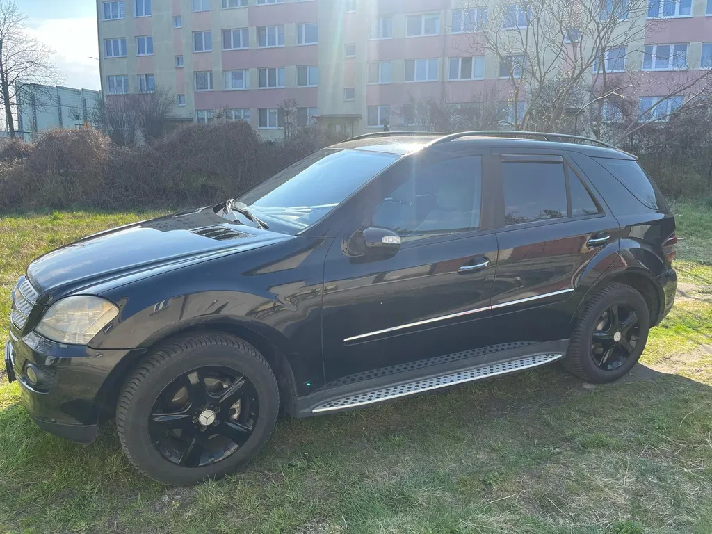 Zdjęcie: 2005 Mercedes-Benz ML Klasa