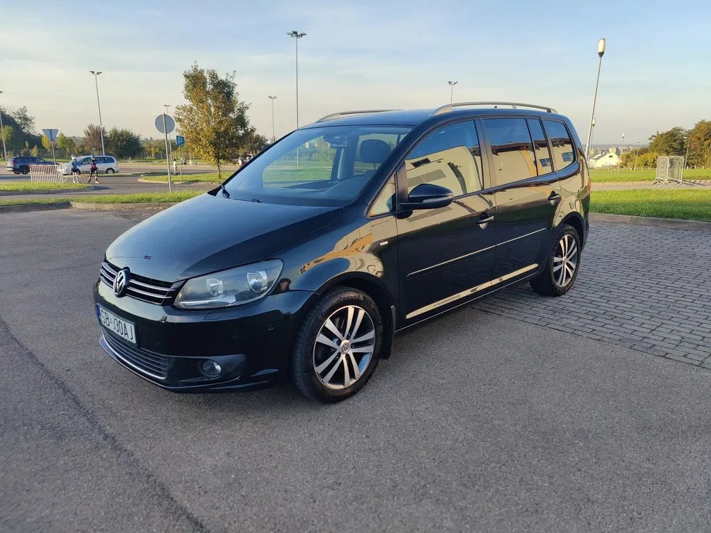 Zdjęcie: 2014 Volkswagen Touran
