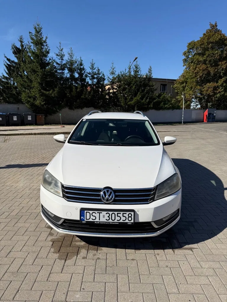 Zdjęcie: 2012 Volkswagen Passat Variant