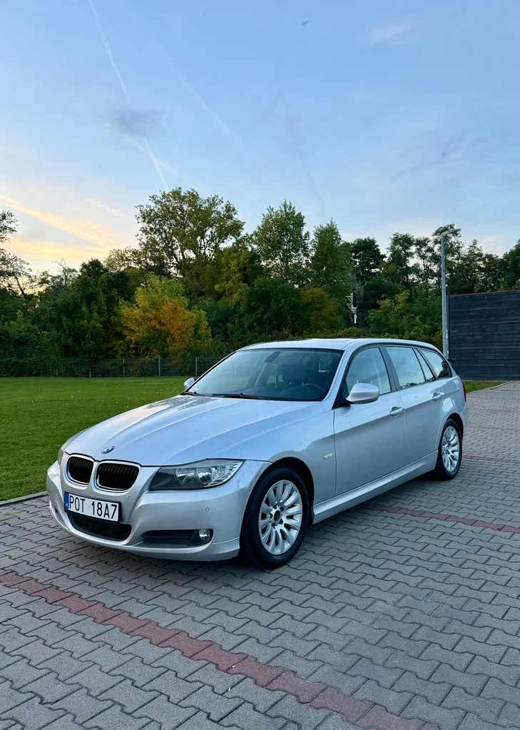 Zdjęcie: 2009 BMW Seria 3