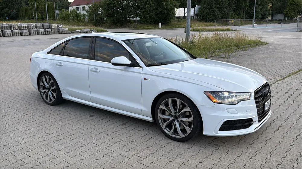 Zdjęcie: 2013 Audi A6 Limousine
