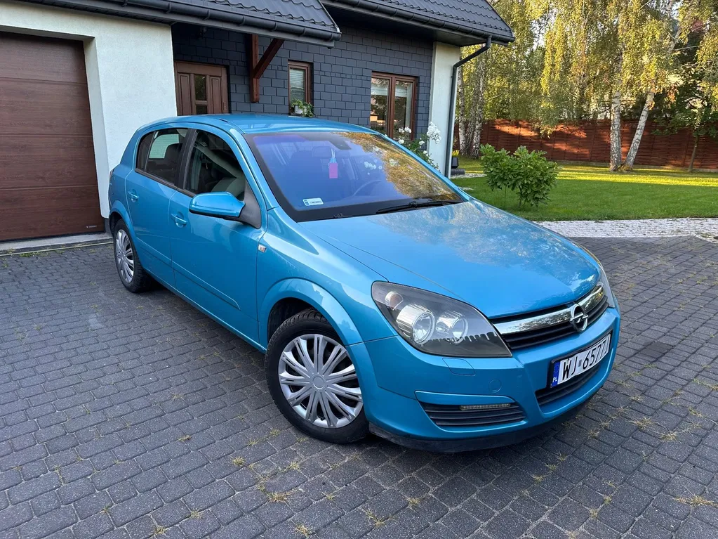 Zdjęcie: 2004 Opel Astra