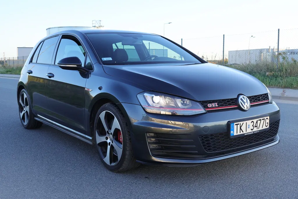Zdjęcie: 2015 Volkswagen Golf
