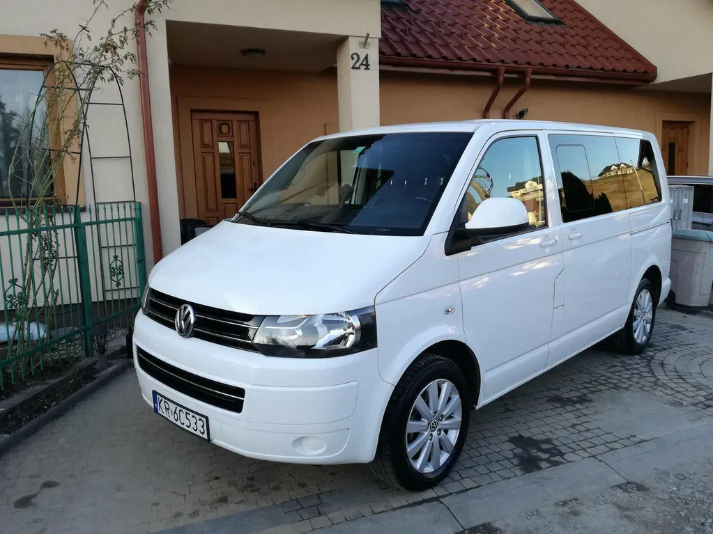 Zdjęcie: 2012 Volkswagen Caravelle