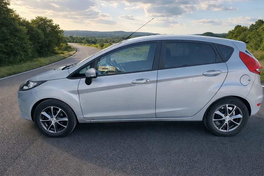 Zdjęcie: 2012 Ford Fiesta