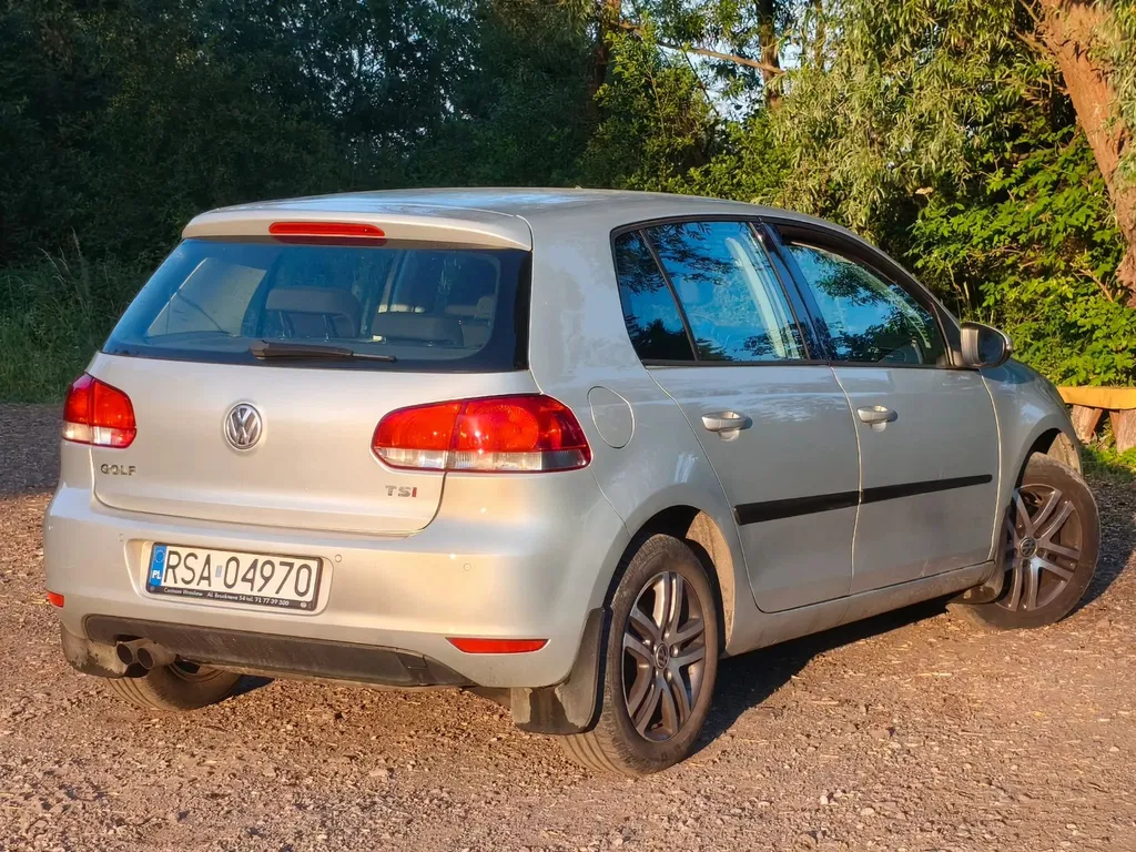 Zdjęcie: 2011 Volkswagen Golf