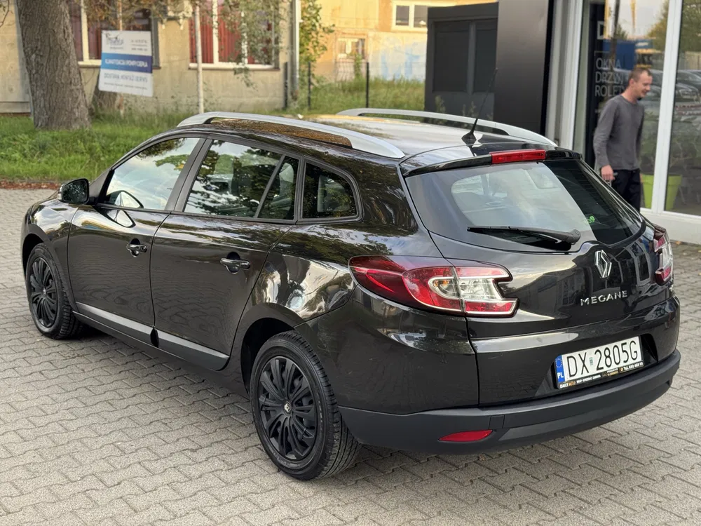 Zdjęcie: 2010 Renault Megane