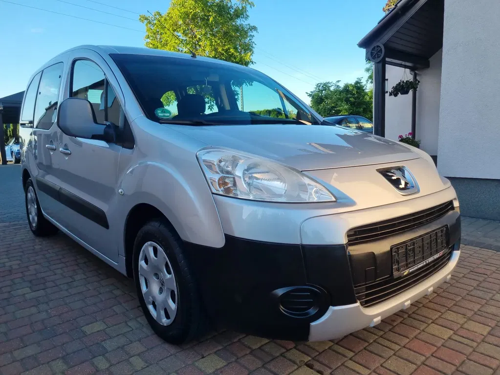 Zdjęcie: 2011 Peugeot Partner
