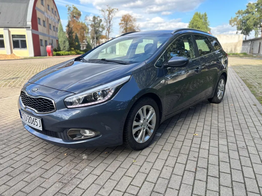 Zdjęcie: 2014 Kia Cee'd