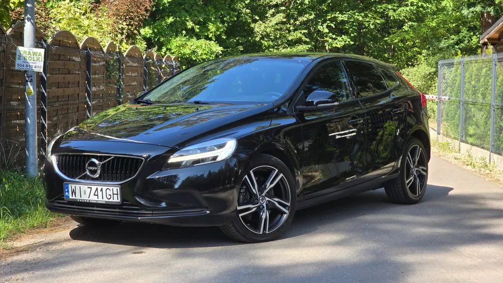 Zdjęcie: 2017 Volvo V40