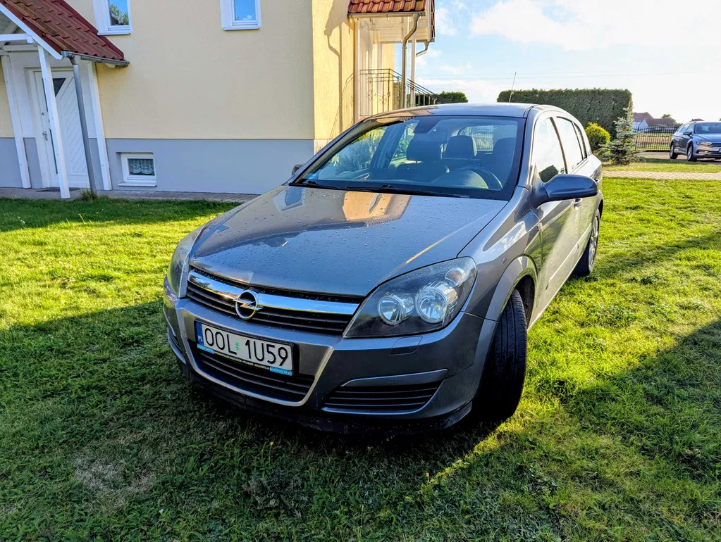 Zdjęcie: 2005 Opel Astra