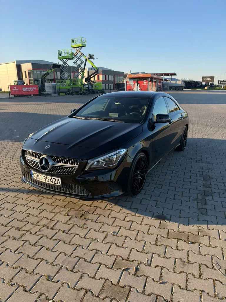 Zdjęcie: 2018 Mercedes-Benz CLA