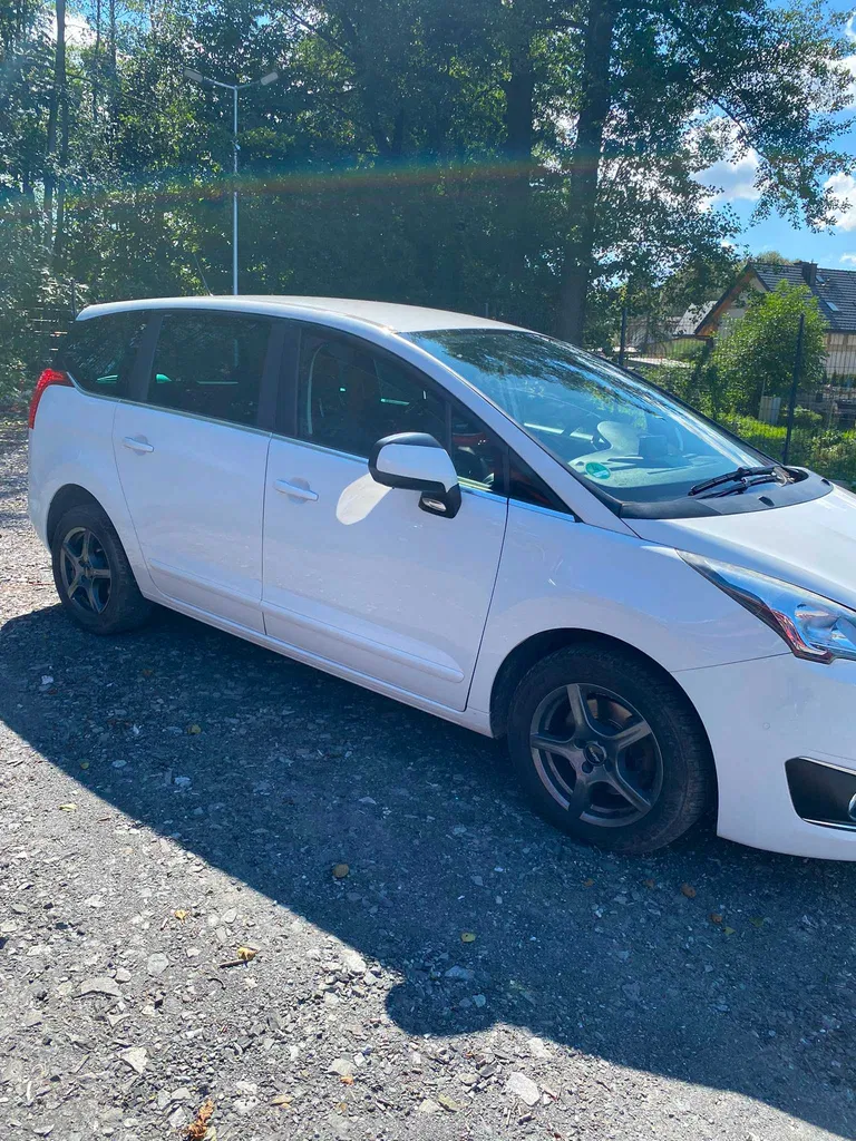Zdjęcie: 2015 Peugeot 5008