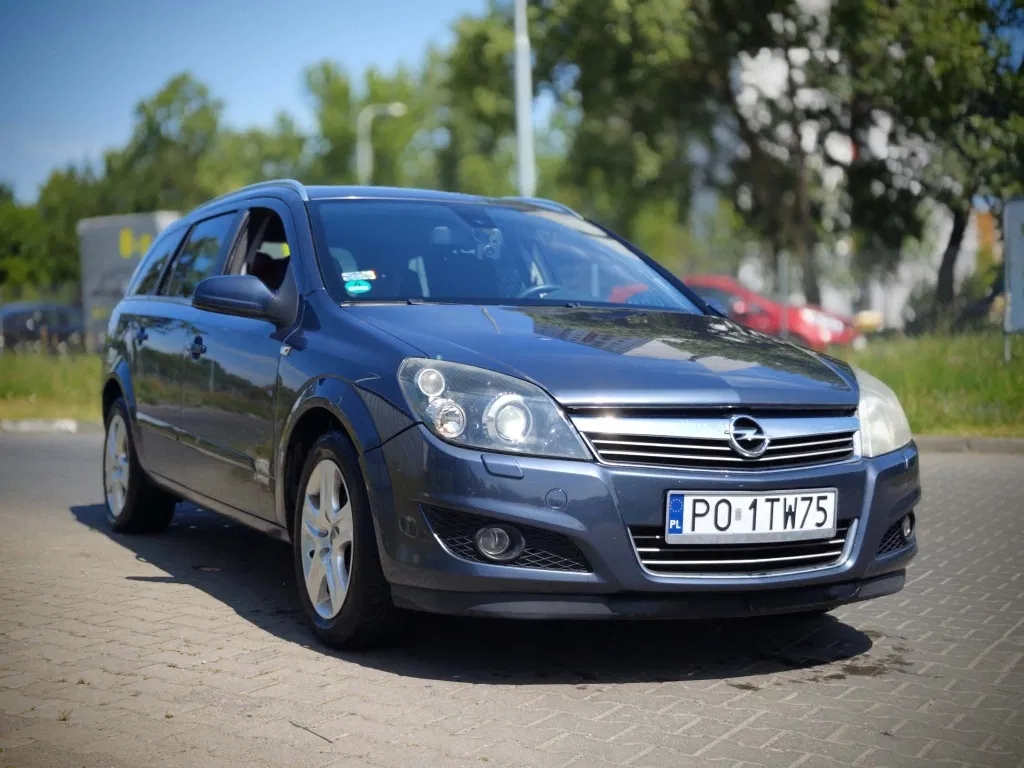 Zdjęcie: 2008 Opel Astra