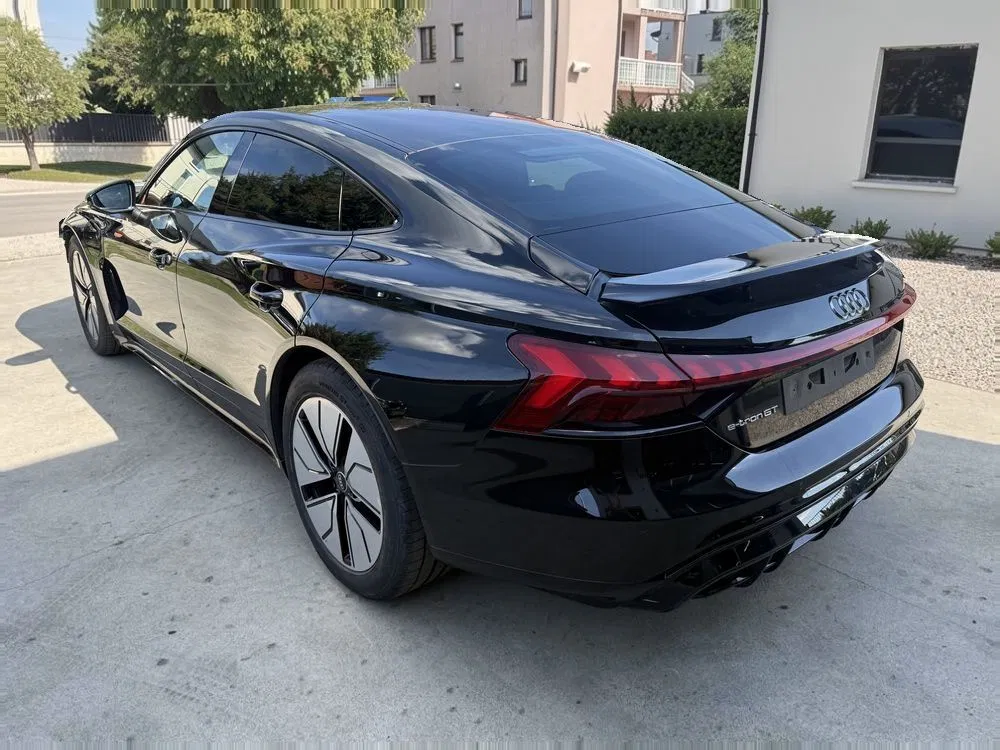 Zdjęcie: 2022 Audi e-tron GT
