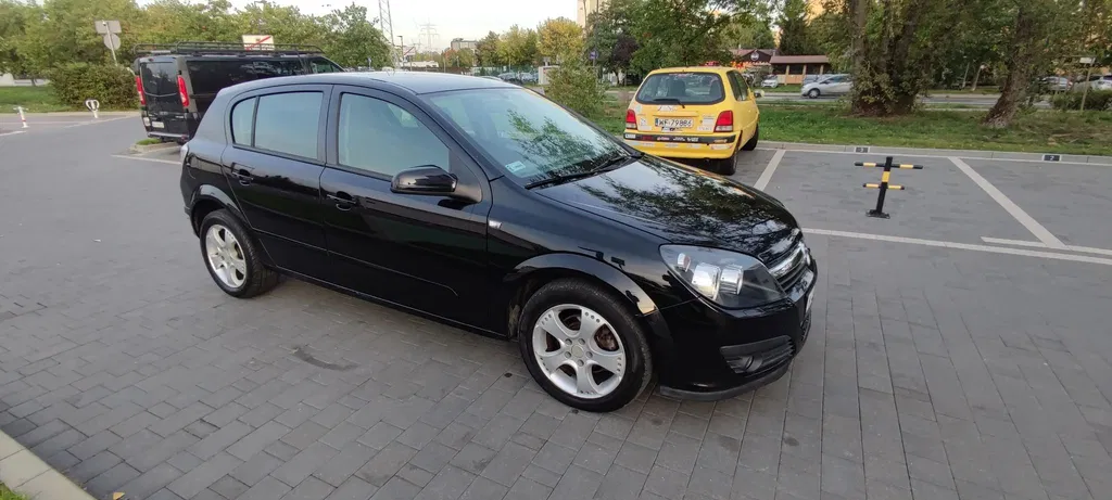 Zdjęcie: 2006 Opel Astra