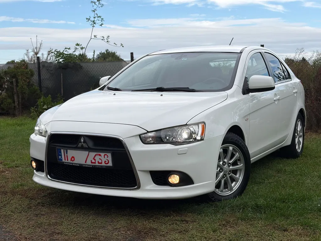 Zdjęcie: 2011 Mitsubishi Lancer