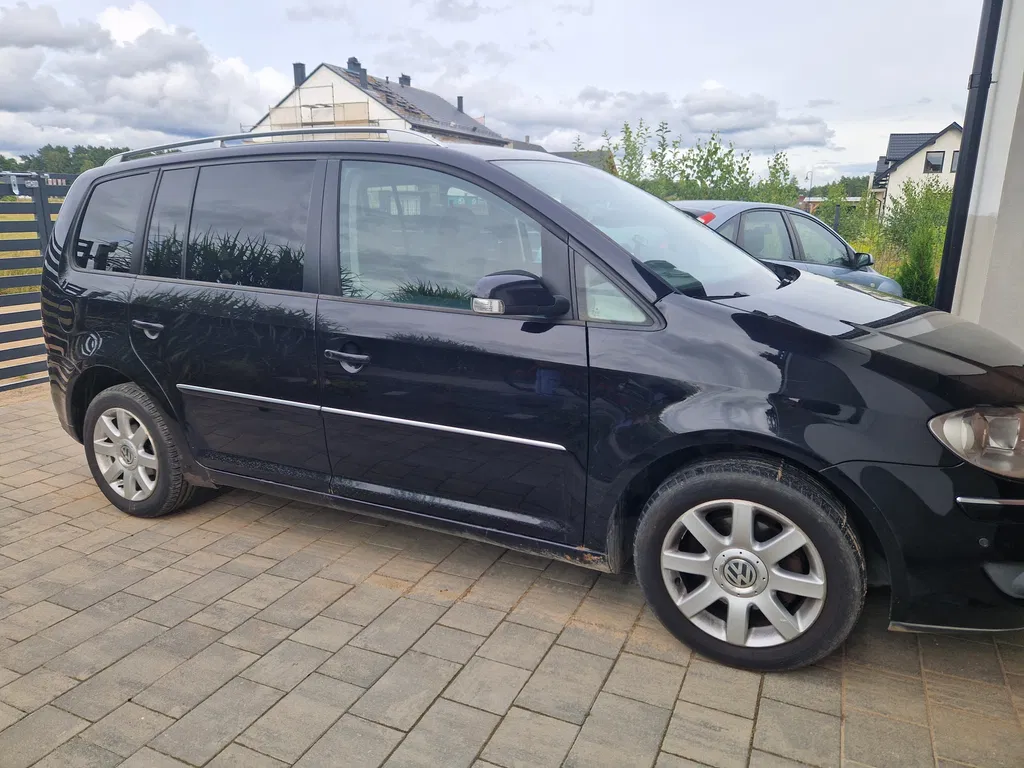 Zdjęcie: 2008 Volkswagen Touran