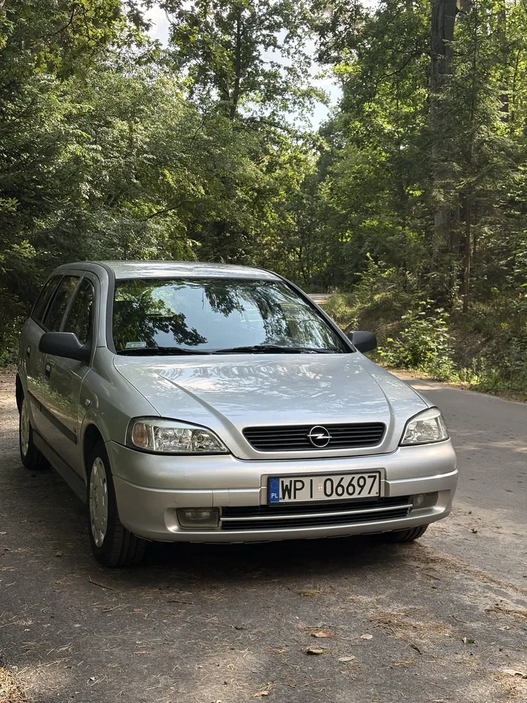 Zdjęcie: 2008 Opel Astra