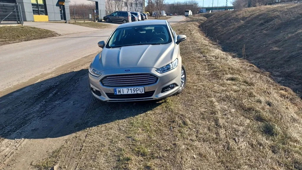 Zdjęcie: 2015 Ford Mondeo