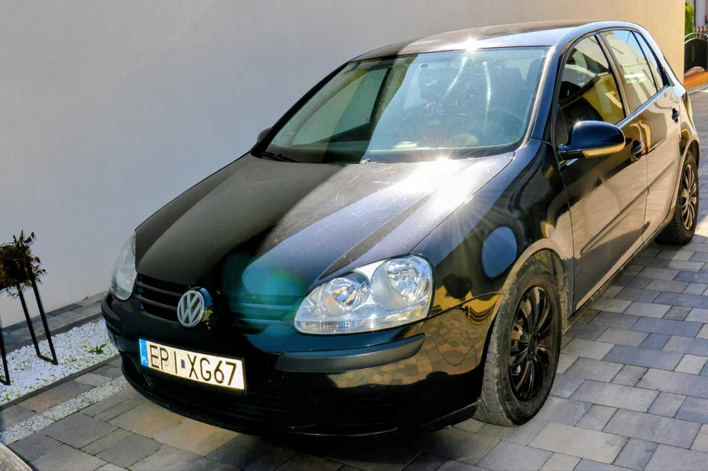 Zdjęcie: 2004 Volkswagen Golf