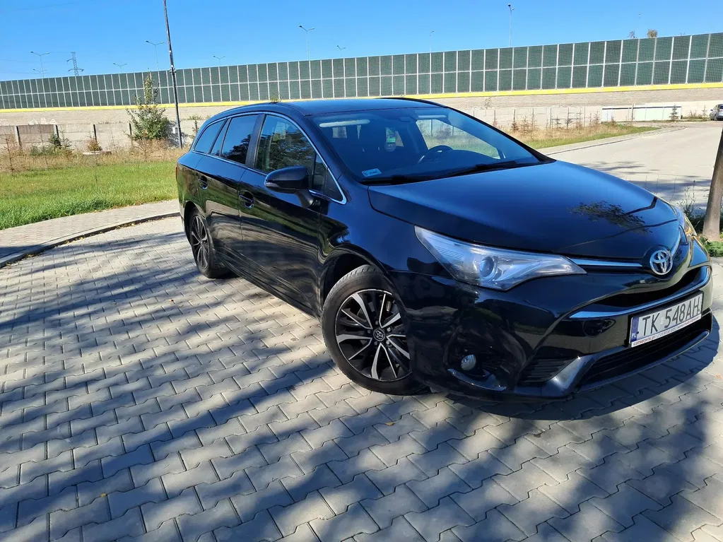 Zdjęcie: 2018 Toyota Avensis